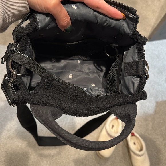 Popflex Baby Sherpa Sloane Tote - Picture 4 of 6